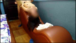 Sa sofa nakantot part 1