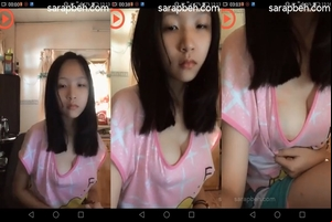 Viet girl Bigo Live Nipple Slip (Pink nipples)